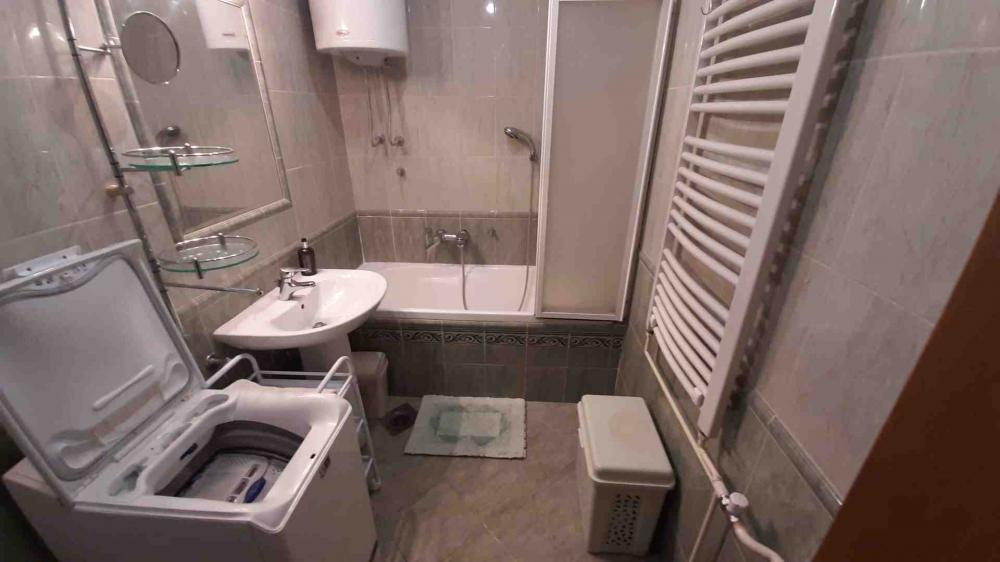 Slika 11 - Jevrema Grujića, Trosoban stan za izdavanje, 90m2, 1.400€