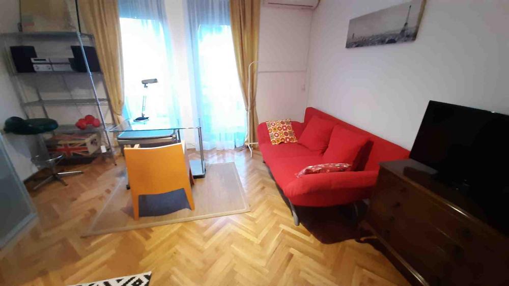 Slika 6 - Jevrema Grujića, Trosoban stan za izdavanje, 90m2, 1.400€