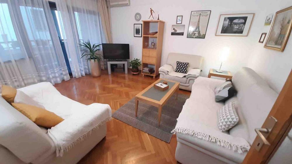 Glavna slika -Jevrema Grujića, Trosoban stan za izdavanje, 90m2, 1.400€