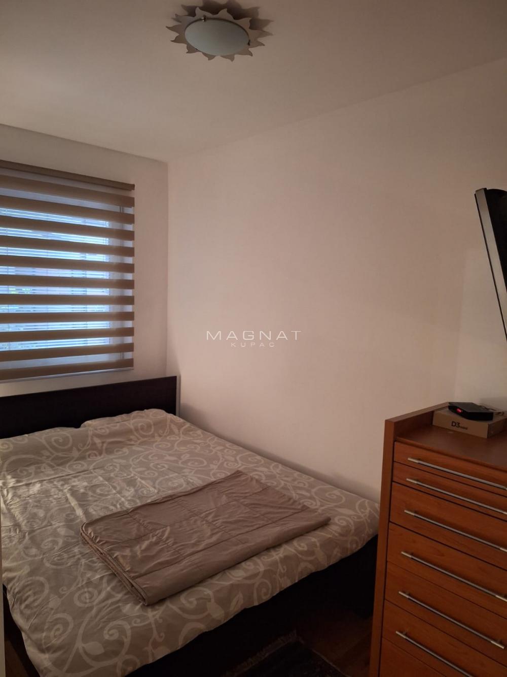 Slika 6 - Todora Dukina, Trosoban stan za izdavanje, 99m2, 1.050€