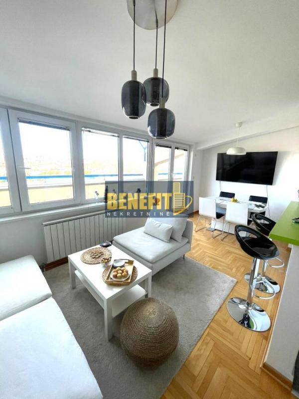 Glavna slika -Trosoban stan za izdavanje, 72m2, 750€