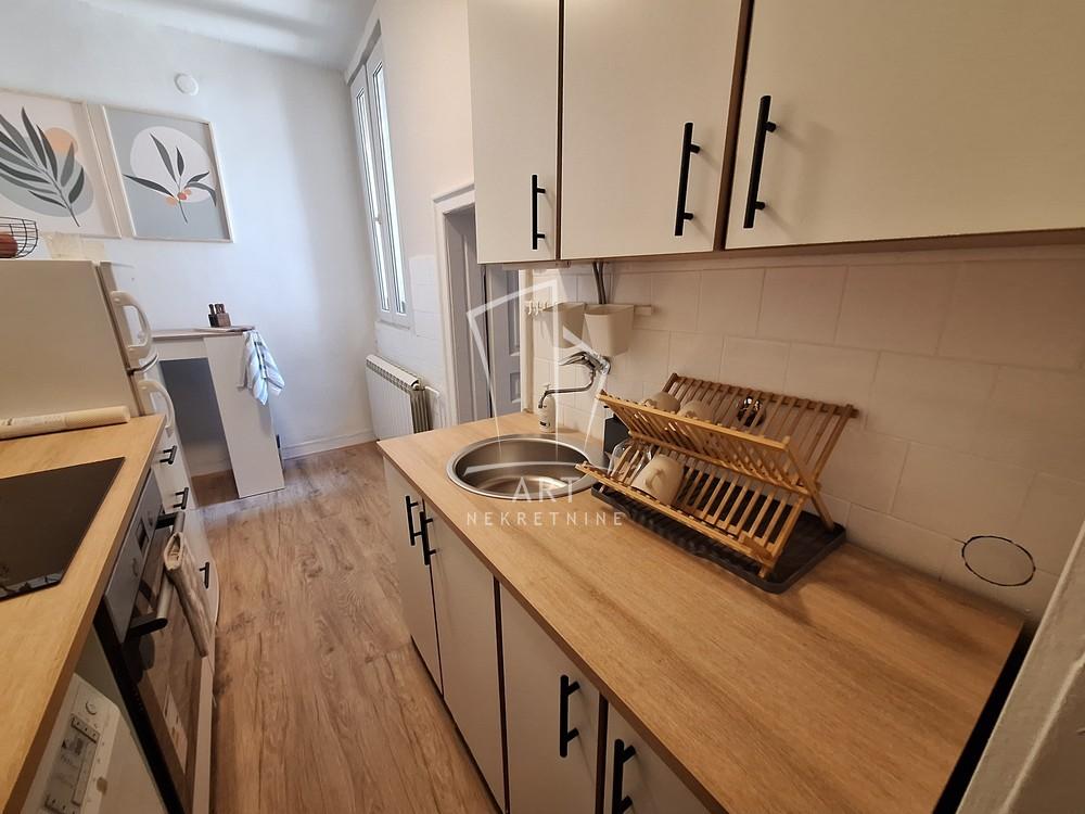 Slika 8 - Albanske spomenice, Dvosoban stan za izdavanje, 65m2, 700€
