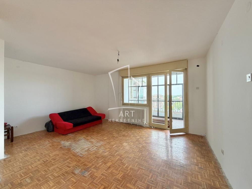 Slika 1 - Mike Alasa, Troiposoban stan na prodaju, 83m2, 380.000€