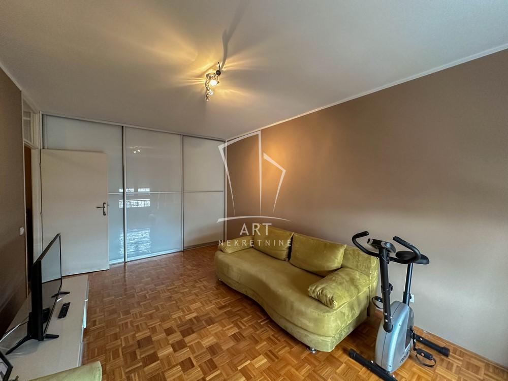 Slika 8 - Dr Ivana Ribara, Četvorosoban stan na prodaju, 100m2, 299.000€