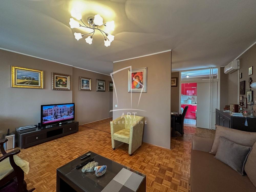 Slika 2 - Dr Ivana Ribara, Četvorosoban stan na prodaju, 100m2, 299.000€
