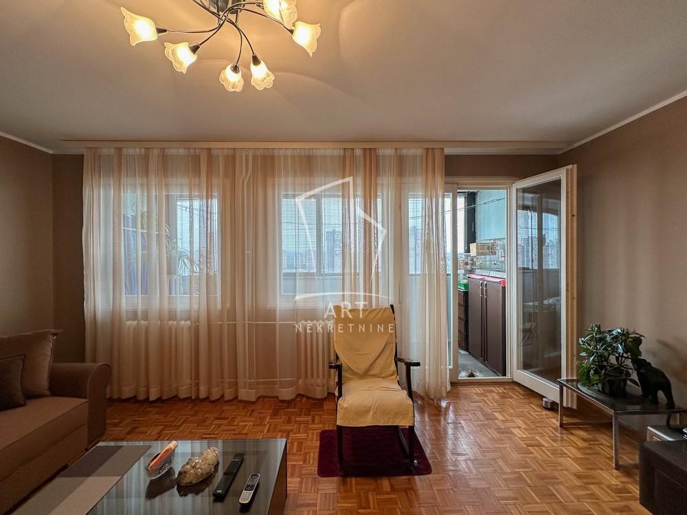 Slika 1 - Dr Ivana Ribara, Četvorosoban stan na prodaju, 100m2, 299.000€