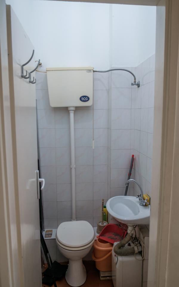 Slika 5 - Knez Mihailova 21,  Lokal za izdavanje, 14m2, 360€