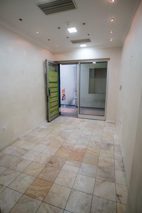 Glavna slika -Knez Mihailova 21,  Lokal za izdavanje, 14m2, 360€