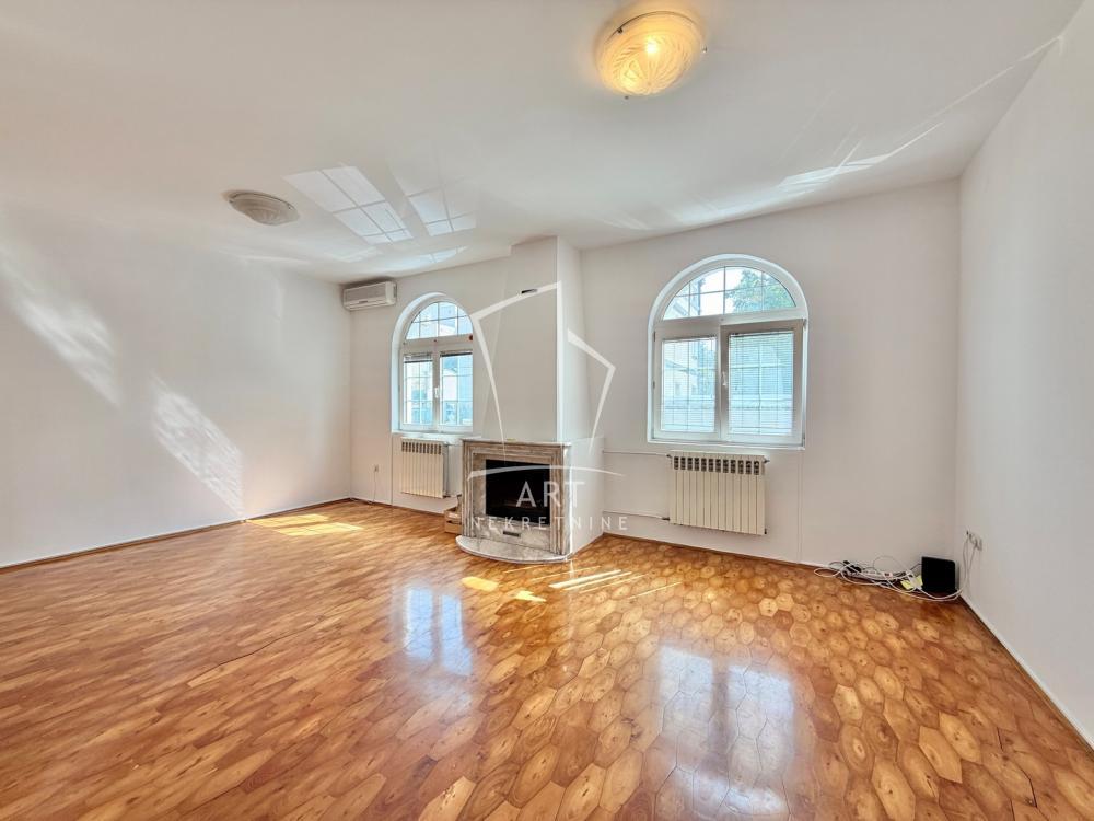 Glavna slika -Rožajska,  Kuća za izdavanje, 85m2, 3.000€