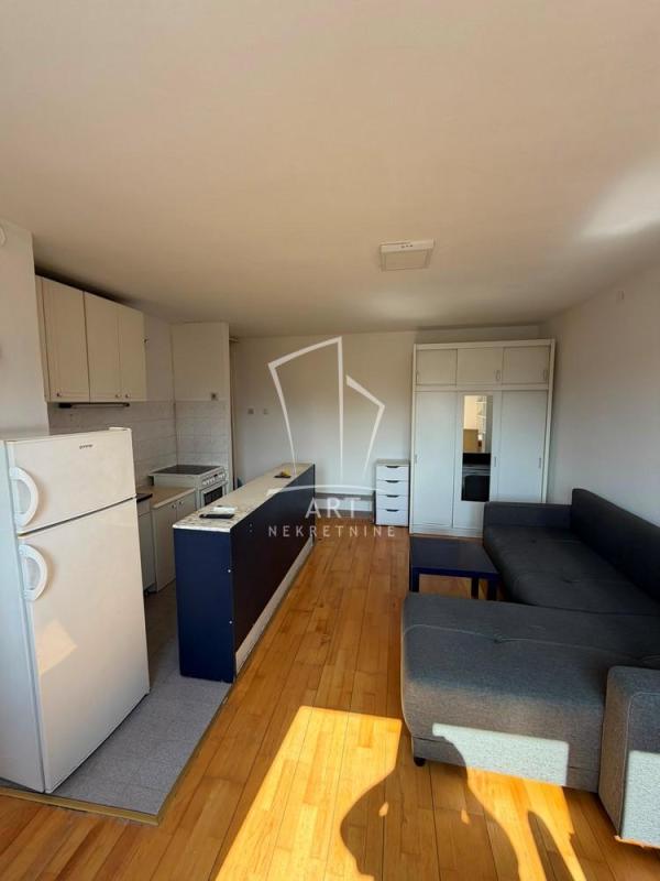 Slika 3 - Otona Župančiča, Jednoiposoban stan za izdavanje, 30m2, 500€