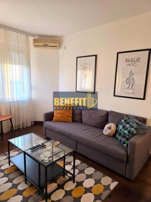 Slika 1 - Jednoiposoban stan za izdavanje, 30m2, 800€