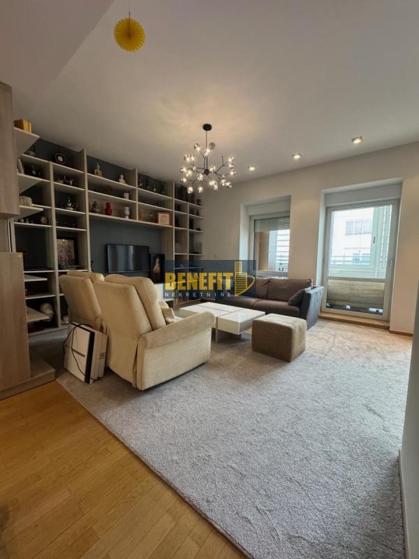 Slika 2 - Trosoban stan za izdavanje, 131m2, 1.800€
