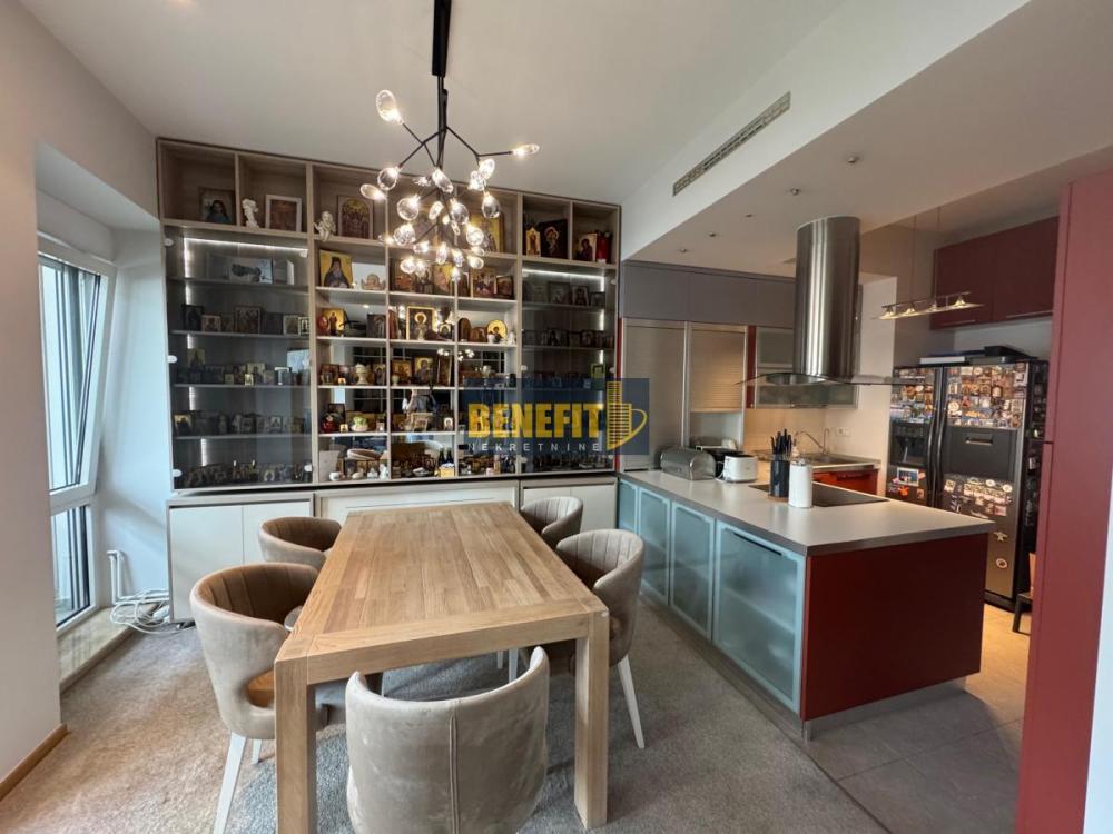 Slika 4 - Trosoban stan za izdavanje, 131m2, 1.800€