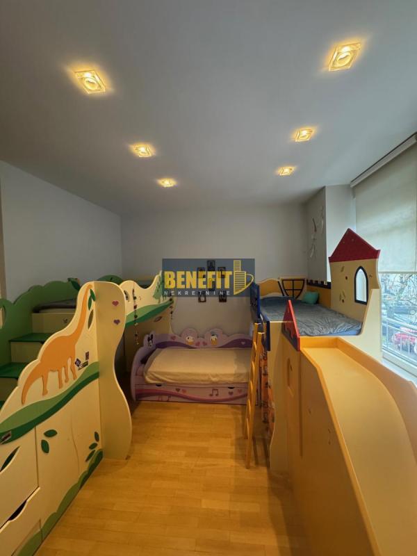 Slika 10 - Trosoban stan za izdavanje, 131m2, 1.800€