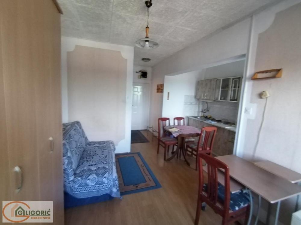 Slika 3 - Stevana Dukića, Jednosoban stan za izdavanje, 30m2, 300€