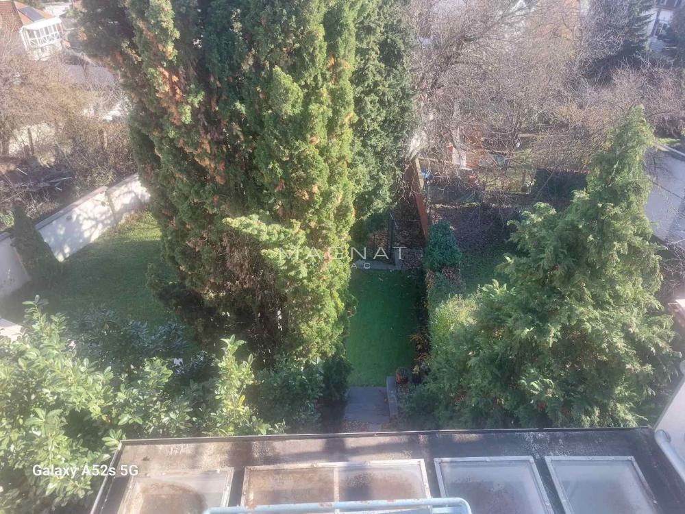 Slika 11 - Jovana Popovića,  Kuća na prodaju, 350m2, 690.000€