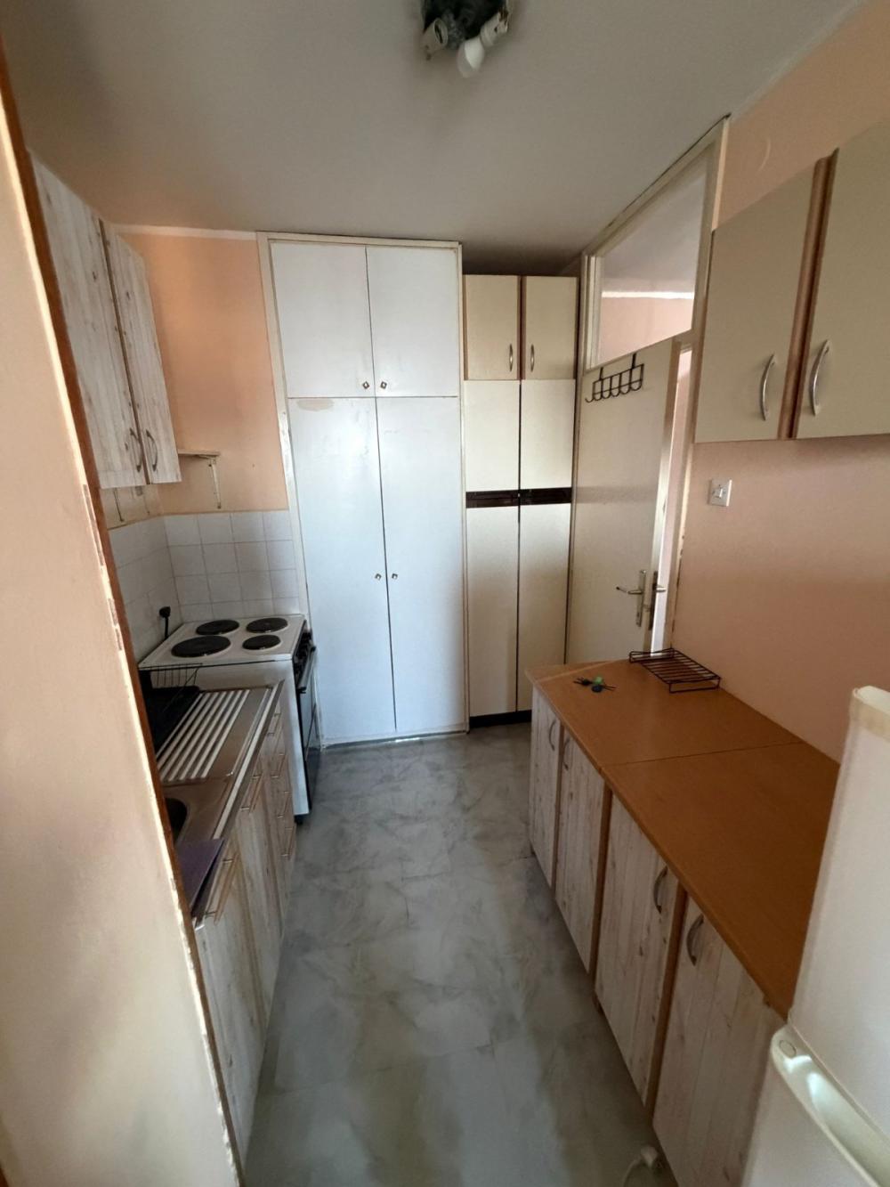 Slika 7 - Luke Vojvodića, Jednosoban stan za izdavanje, 40m2, 350€