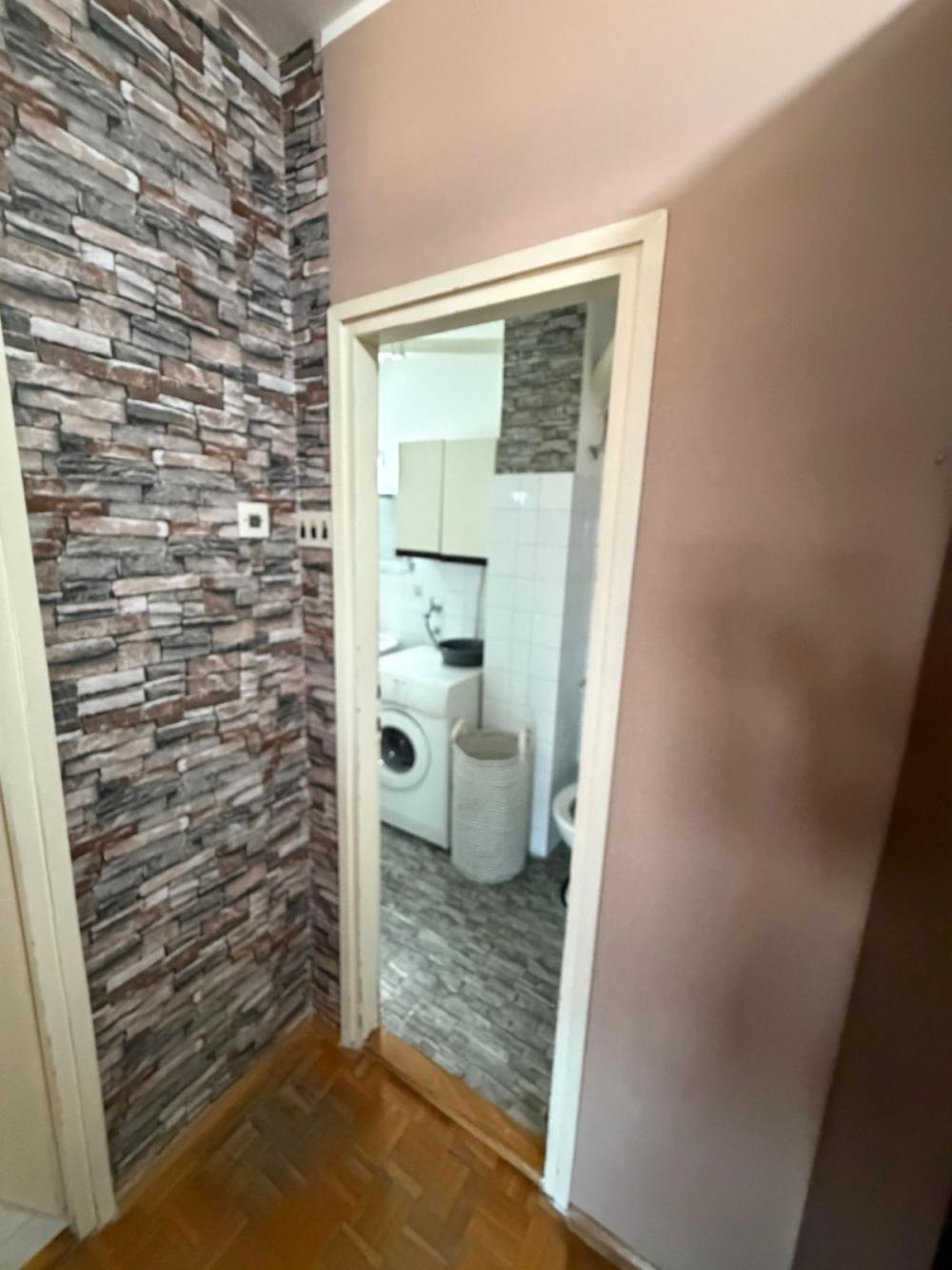 Slika 10 - Luke Vojvodića, Jednosoban stan za izdavanje, 40m2, 350€