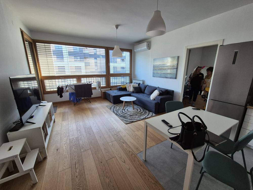 Slika 1 - Tadije Sondermajera, Trosoban stan za izdavanje, 73m2, 1.400€