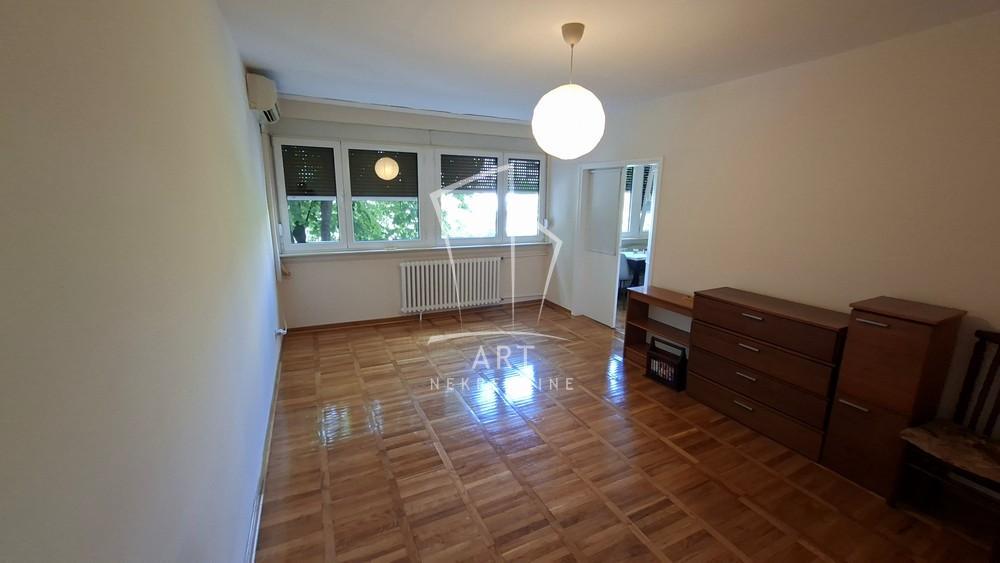 Glavna slika -Bulevar Nikole Tesle, Dvosoban stan za izdavanje, 67m2, 700€