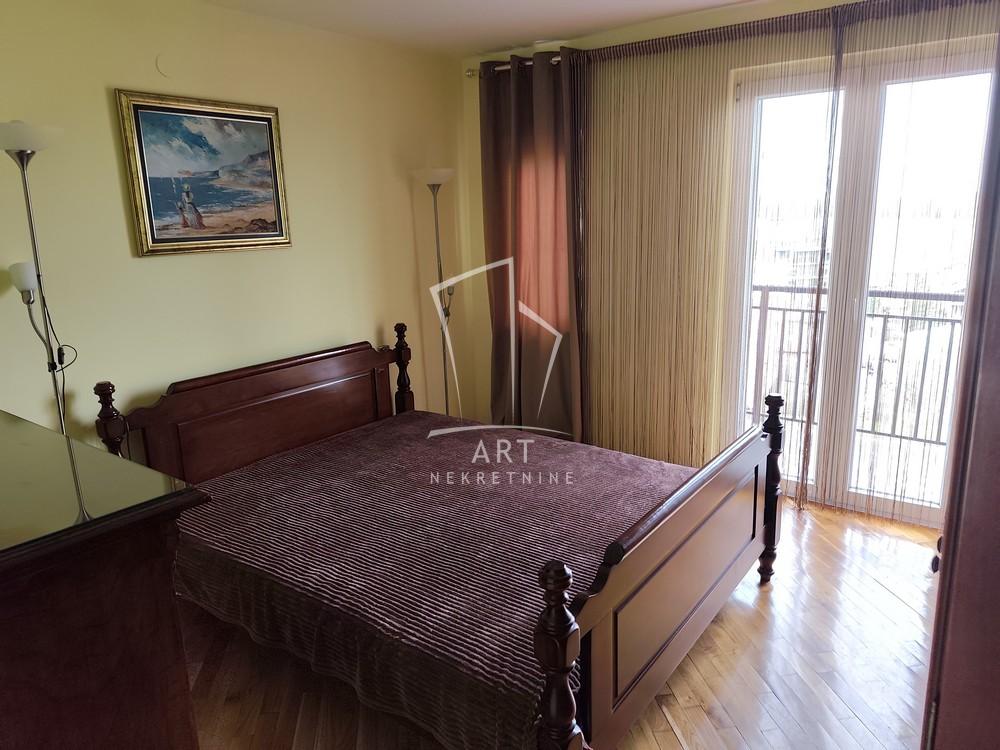 Slika 5 - Lovačka, Trosoban stan za izdavanje, 72m2, 550€