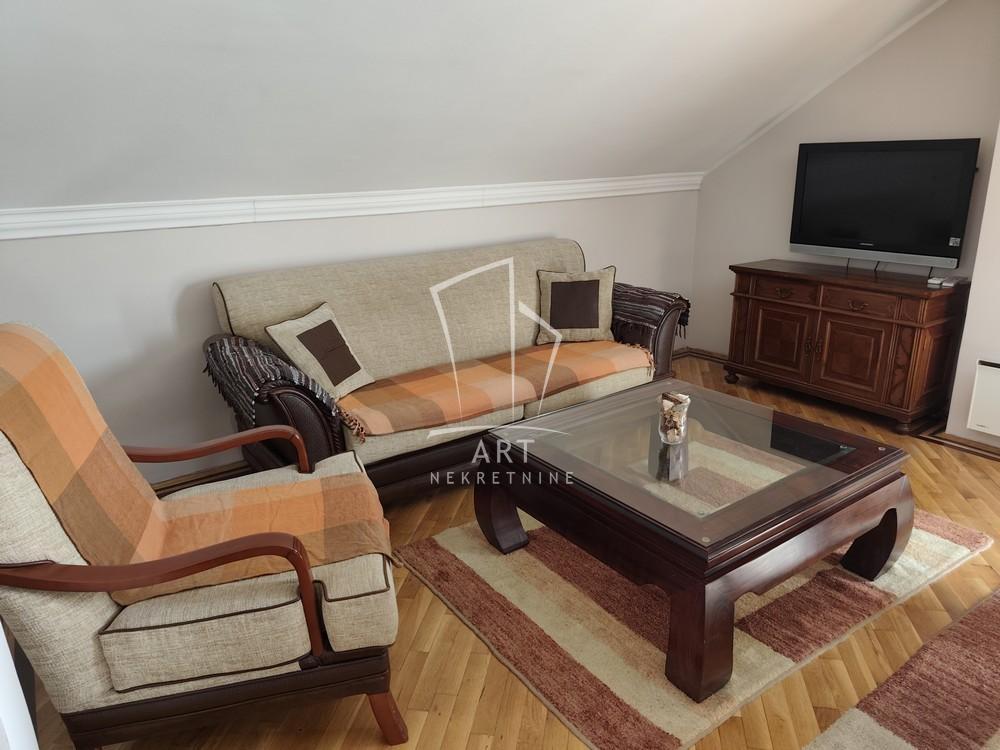 Glavna slika -Lovačka, Trosoban stan za izdavanje, 72m2, 550€