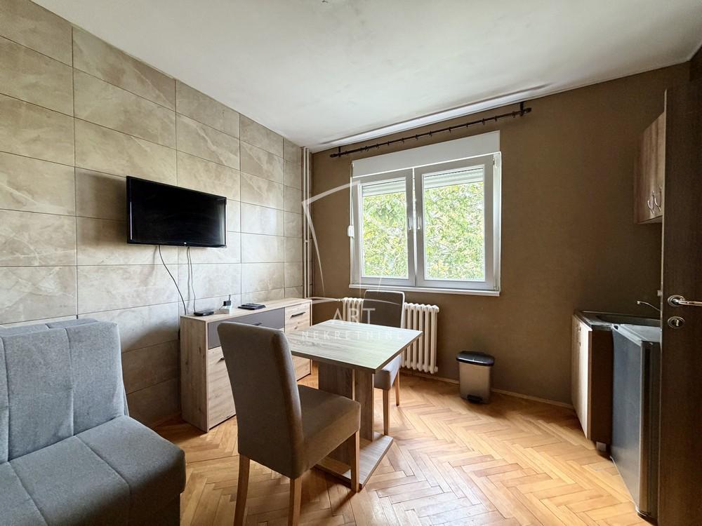 Slika 8 - Zvečanska, Četvorosoban stan na prodaju, 80m2, 285.000€