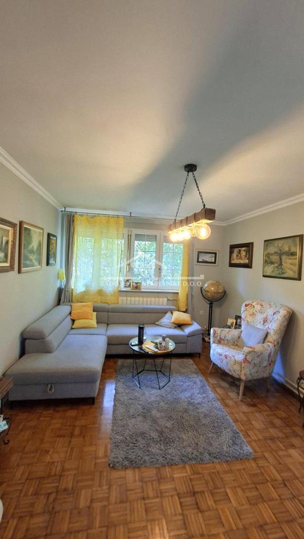 Slika 1 - Nikšićka, Trosoban stan na prodaju, 69m2, 189.000€