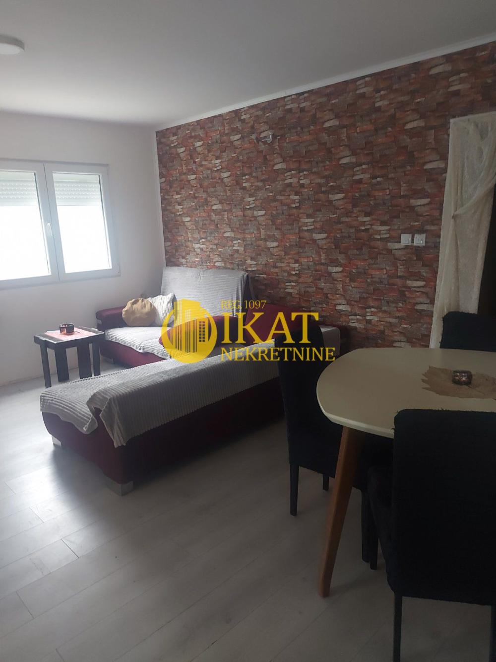 Slika 3 - Milosava Vlajića,  Kuća na prodaju, 71m2, 107.000€