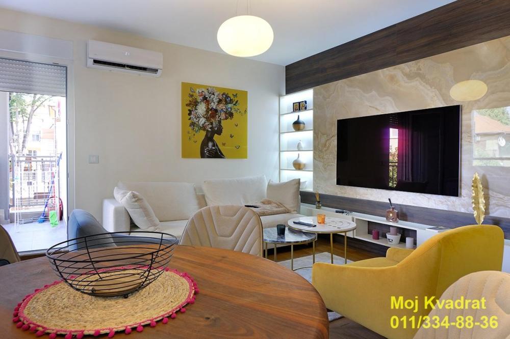 Slika 2 - Dvoiposoban stan na prodaju, 54m2, 212.000€