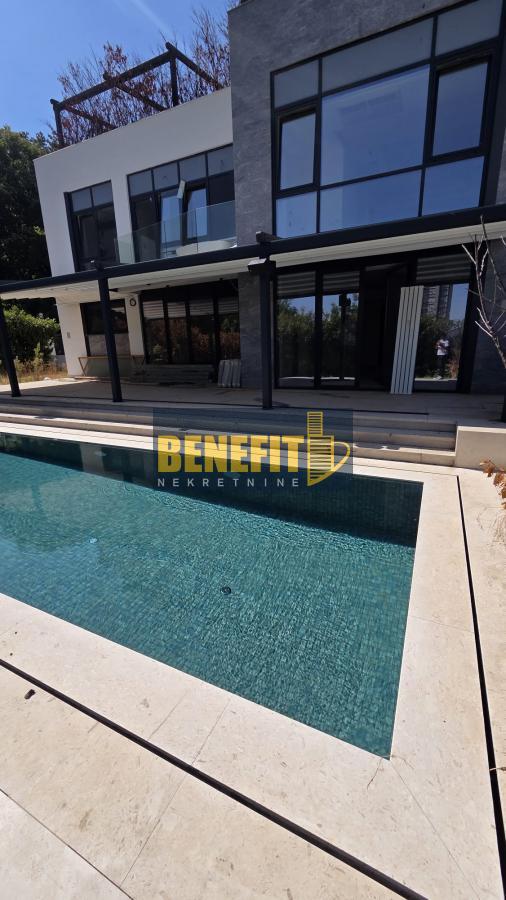 Slika 2 -  Kuća na prodaju, 525m2, 3.400.000€