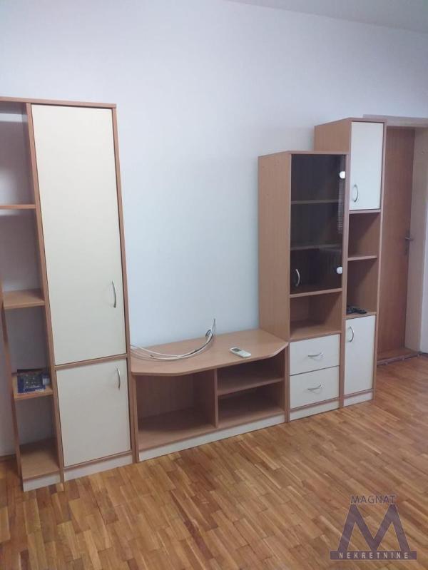 Slika 1 - Dvosoban stan za izdavanje, 350€