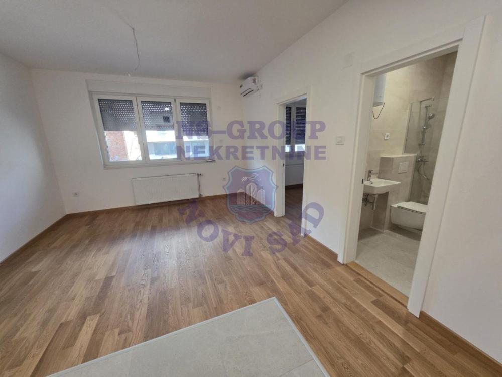 Slika 4 - Jednoiposoban stan na prodaju, 30m2, 110.000€