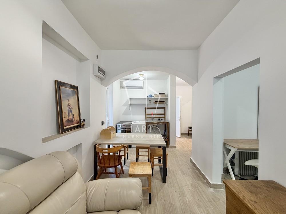 Slika 1 - Grobljanska, Kuća za izdavanje, 52m2, 3.800€