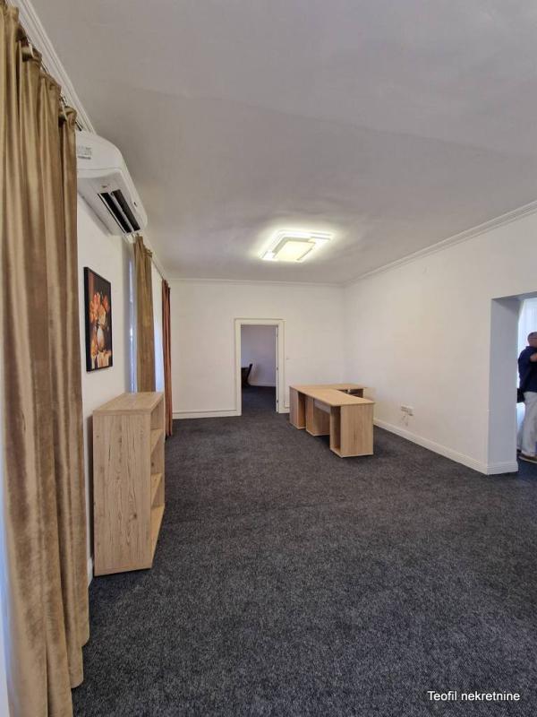 Slika 2 - Njegoševa,  Lokal za izdavanje, 66m2, 950€