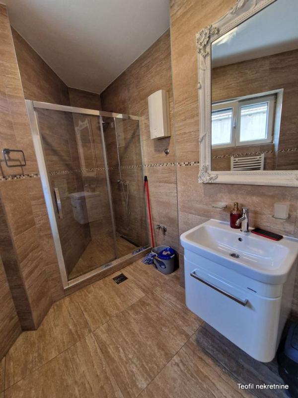 Slika 5 - Njegoševa,  Lokal za izdavanje, 66m2, 950€
