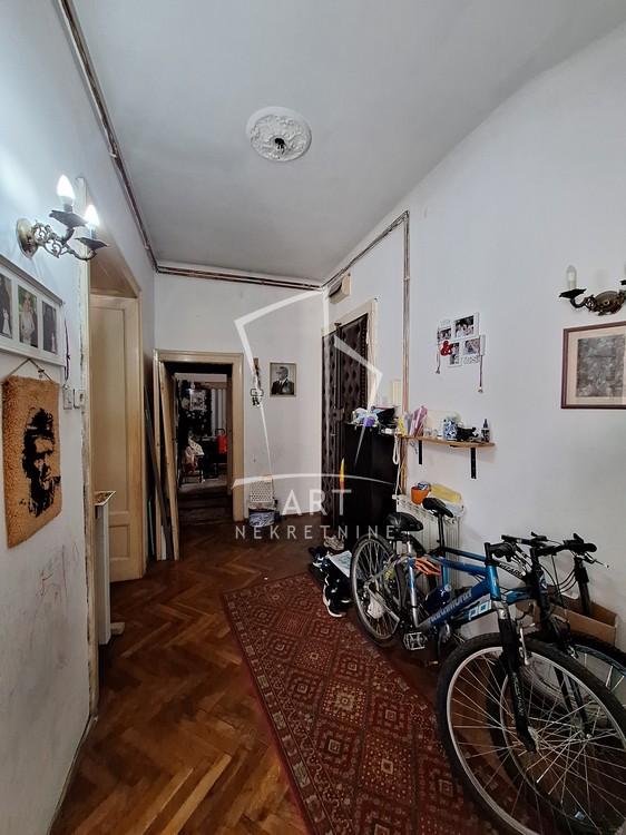 Slika 7 - Cara Dušana, Troiposoban stan na prodaju, 85m2, 357.000€