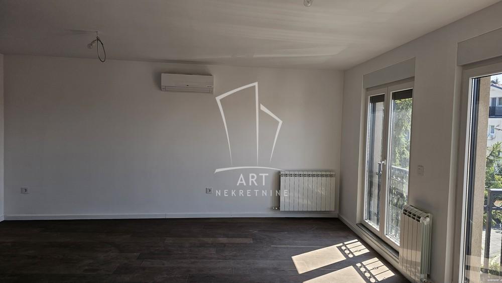 Slika 1 - Solunskih Boraca, Trosoban stan na prodaju, 65m2, 200.000€