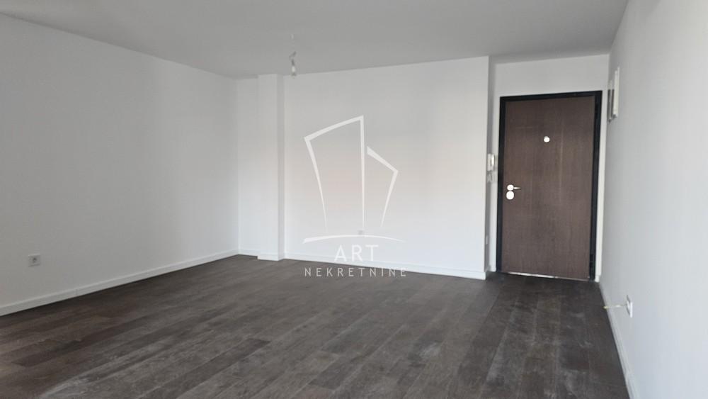 Slika 1 - Solunskih Boraca, Trosoban stan na prodaju, 54m2, 179.000€