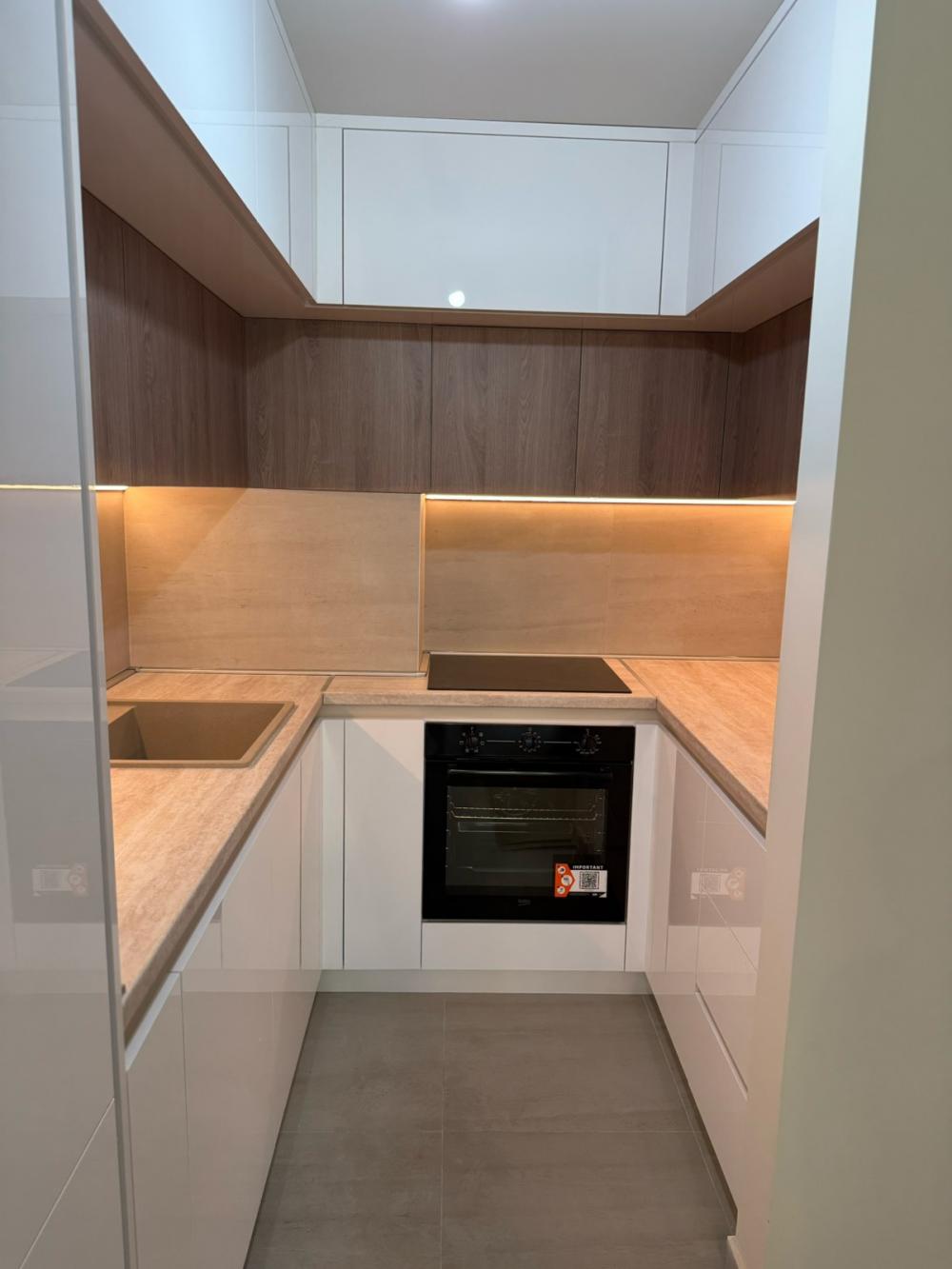 Slika 1 - Đorđa Stanojevića, Dvosoban stan za izdavanje, 57m2, 1.000€