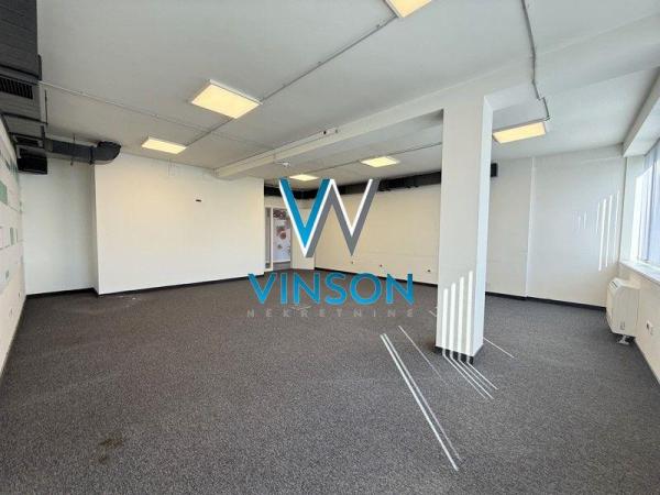 Slika 5 - Bulevar oslobođenja,  Lokal za izdavanje, 256m2, 2.800€