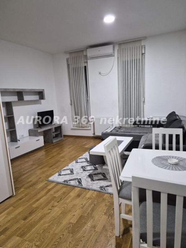 Glavna slika -Jednosoban stan za izdavanje, 30m2, 300€