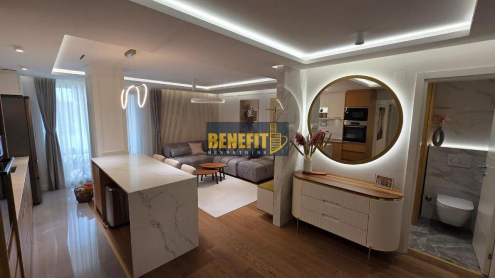 Slika 1 - Četvorosoban stan na prodaju, 93m2, 395.000€
