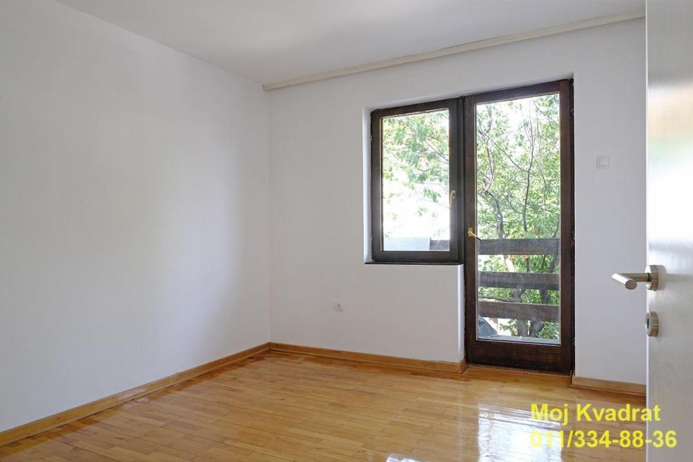 Slika 5 -  Lokal za izdavanje, 160m2, 2.200€