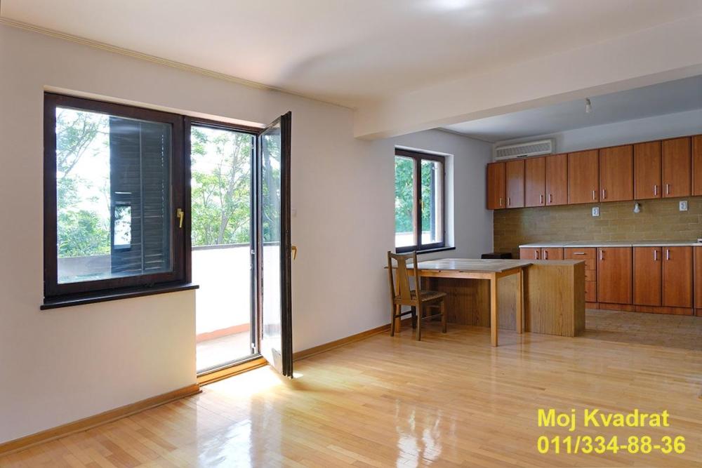 Slika 3 -  Lokal za izdavanje, 160m2, 2.200€