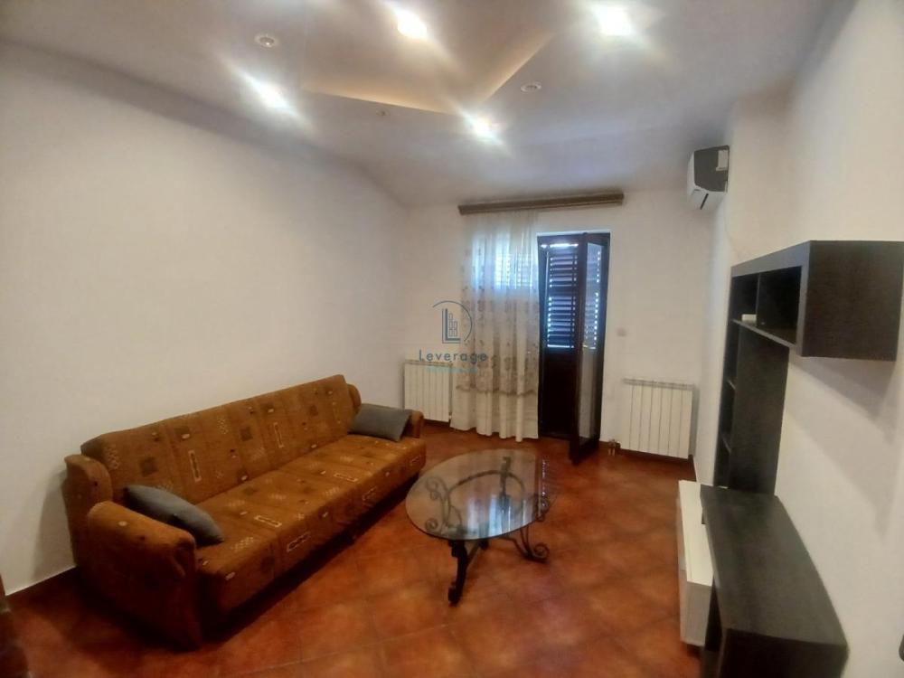 Slika 1 - Bačvarska, Jednosoban stan za izdavanje, 44m2, 400€