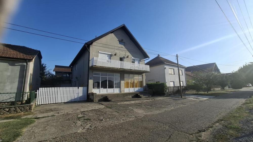 Slika 2 -  Kuća na prodaju, 372m2, 310.000€