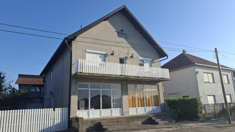 Slika 1 -  Kuća na prodaju, 372m2, 310.000€