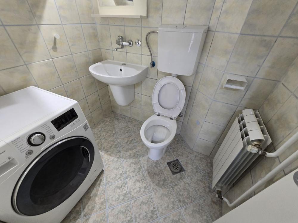 Slika 10 - Hektorovićeva, Trosoban stan za izdavanje, 70m2, 800€