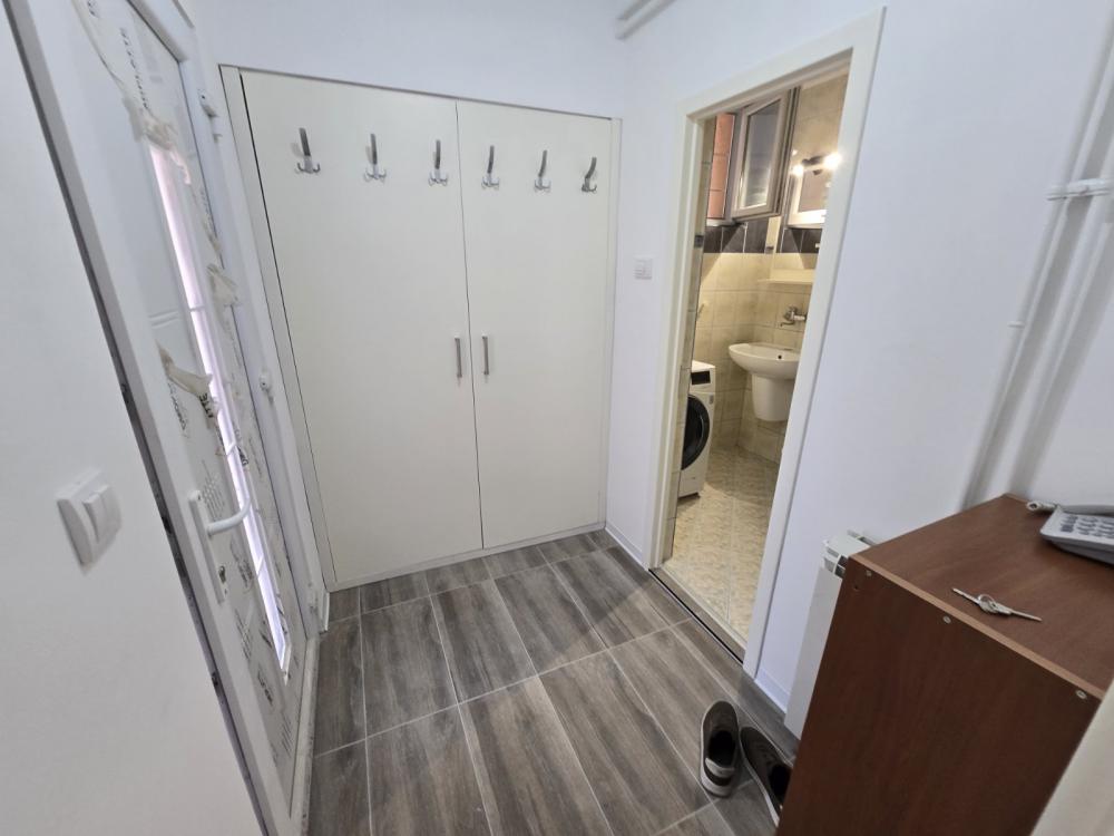 Slika 9 - Hektorovićeva, Trosoban stan za izdavanje, 70m2, 800€
